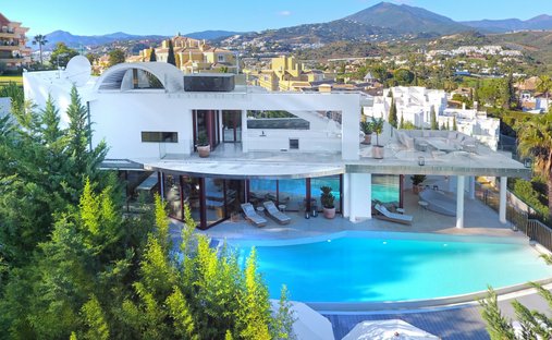 Villa in Marbella, Andalusia, Spain 1