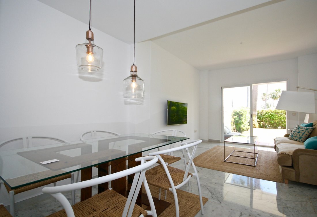 Townhouse in Marbella, Andalusia, Spain 5 - 11856207