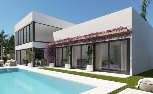 Villa in Estepona, Andalusien, Spanien 1