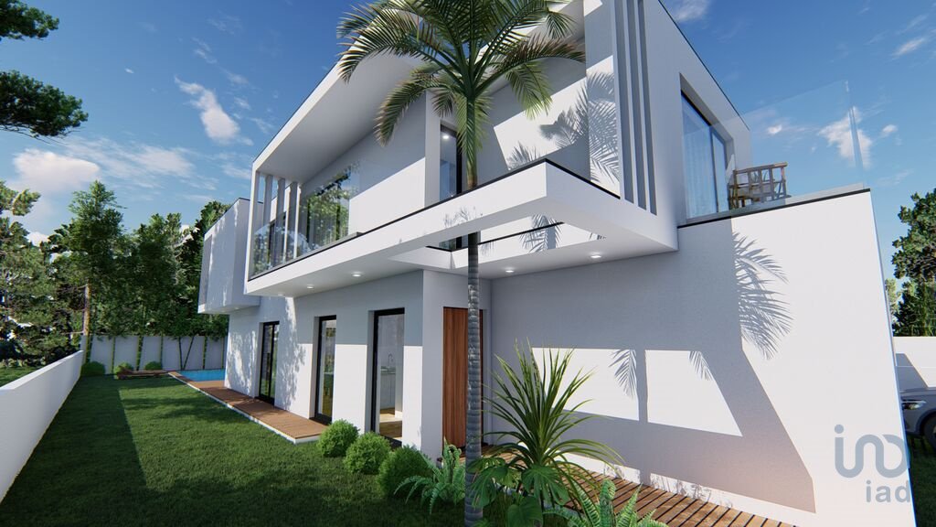 Townhouse in Charneca de Caparica e Sobreda, Setubal, Portugal 1 - 11861815