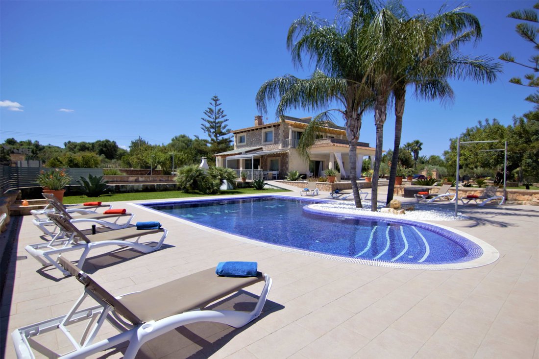 Finca in Santa Margalida, Balearic Islands, Spain 1 - 11863633