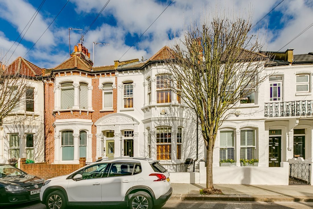 House in London, England, United Kingdom 1 - 11866353