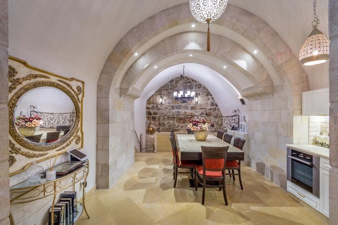 Western Wall Luxury Home In Jerusalem, Jerusalem District, Israel For