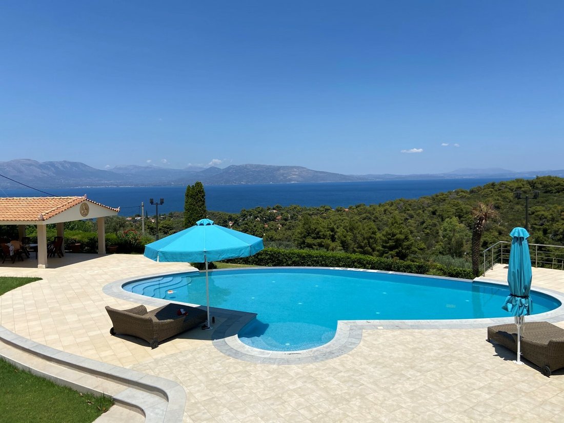 Villa in Oropos, Attica, Greece 1 - 11867563