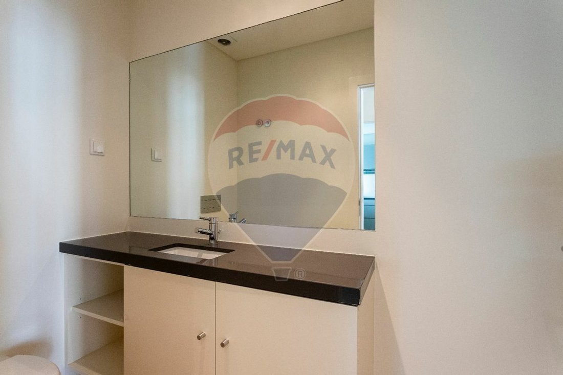 Apartment in Misericordia, Lisbon, Portugal 4 - 11870458
