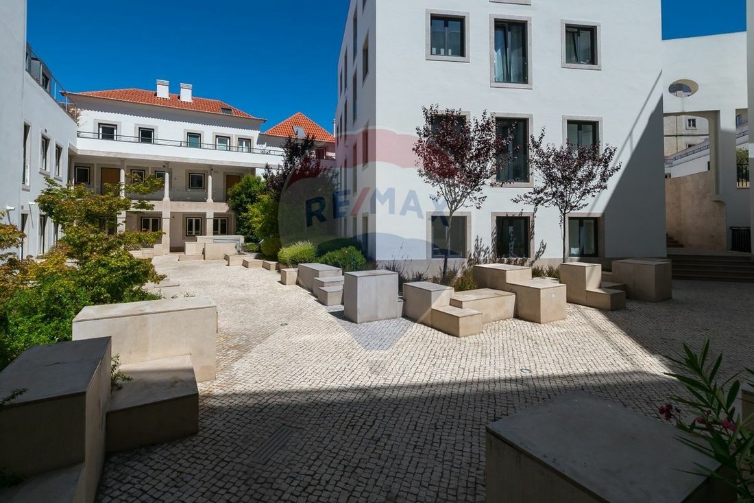 Apartment in Misericordia, Lisbon, Portugal 5 - 11870458