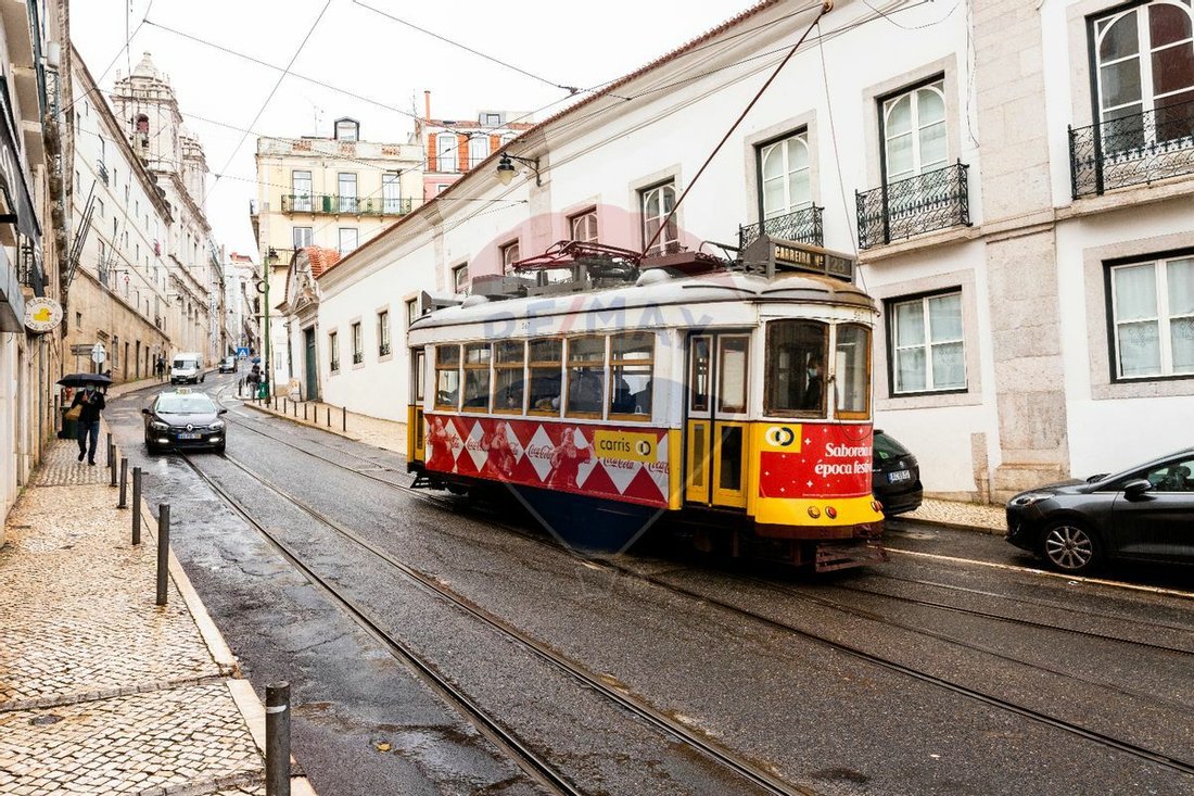 Apartment in Misericordia, Lisbon, Portugal 4 - 11870449