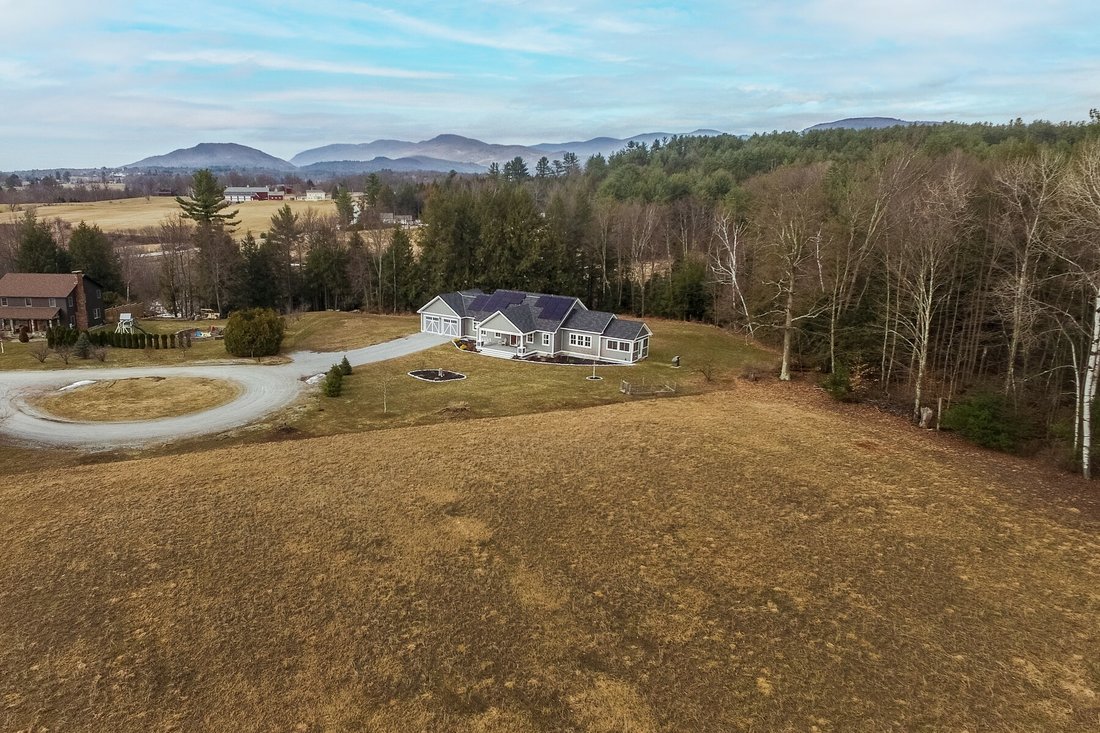 221 Deer Field Acres Drive In Pittsford, Vermont, United States For