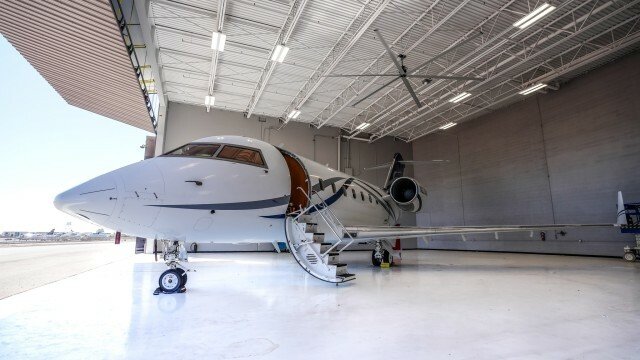 BOMBARDIER CHALLENGER 604 in Scottsdale 4 - 11872094