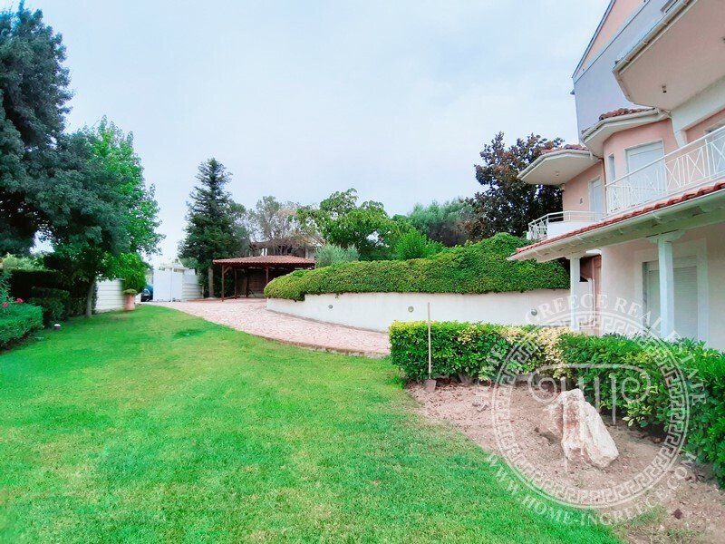 Villa For Sale Peraia (Thermaikos) From The Sea 2000 M, € In Peraia