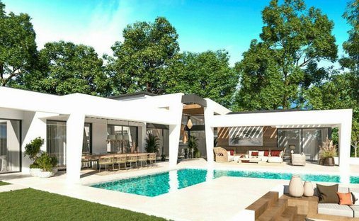 Villa in Nueva Andalucia, Marbella, Spain 1