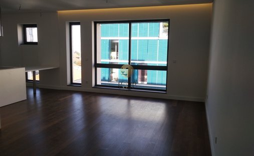 Apartment in Cedofeita, Santo Ildefonso, Se, Miragaia, Sao Nicolau e Vitoria, Porto District, Portugal 1