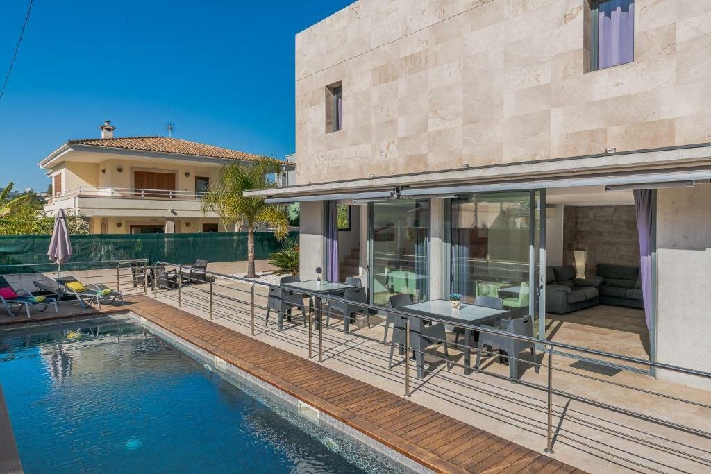 Chalet in Muro, Balearic Islands, Spain 1 - 11876631