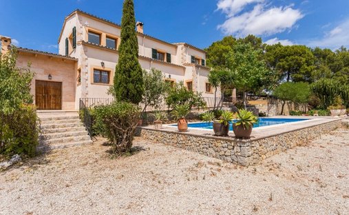 Finca in Inca, Balearic Islands, Spain 1