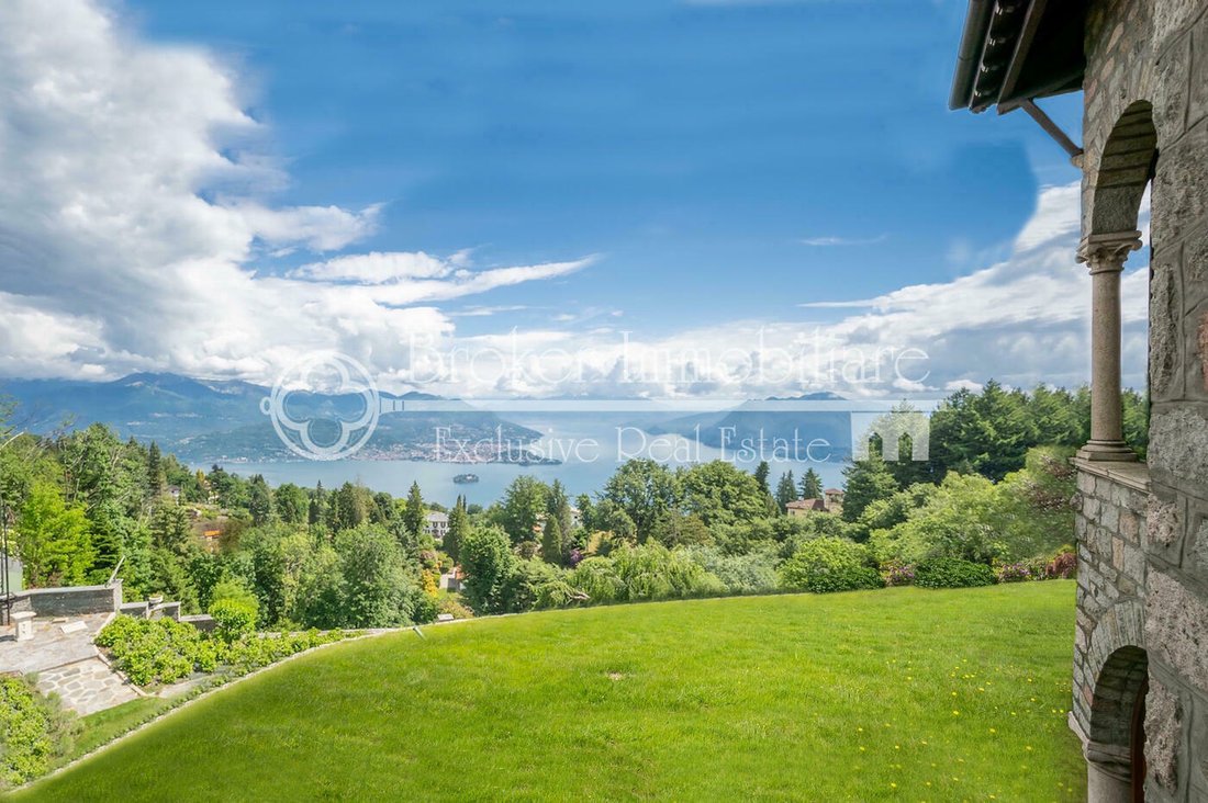 Villa i Stresa, Piemonte, Italien 1 - 11877329