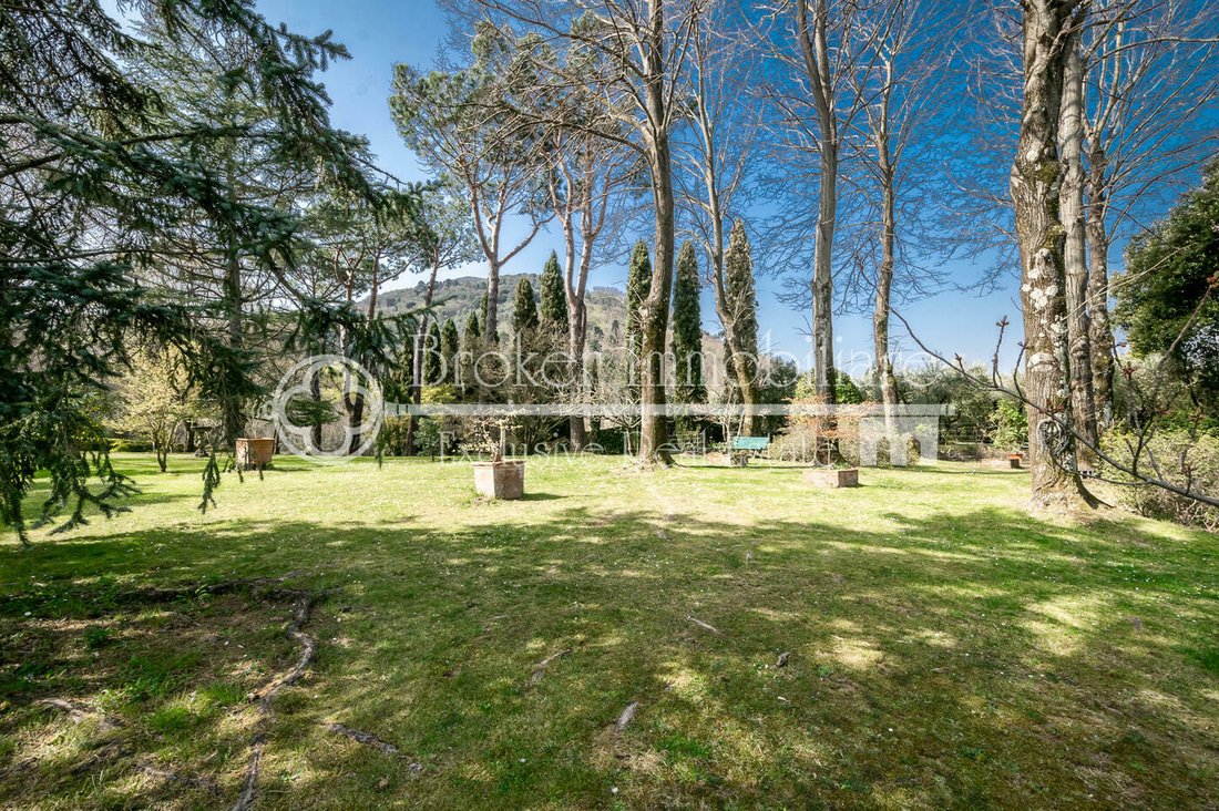 Villa in Historic Center, Lucca, Tuscany 5 - 11879189
