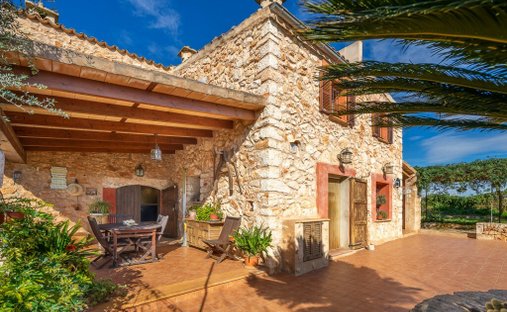 Finca in Llubi, Balearic Islands, Spain 1