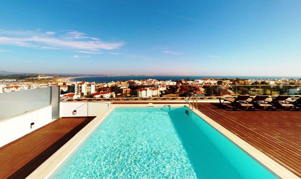 Stunning Penthouse With Amazing Sea Views And In Lagos, Algarve