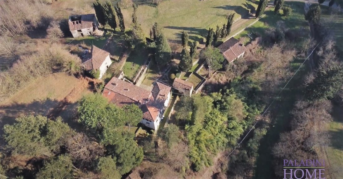 Farm Ranch in Borgo a Mozzano, Tuscany, Italy 2 - 11692609
