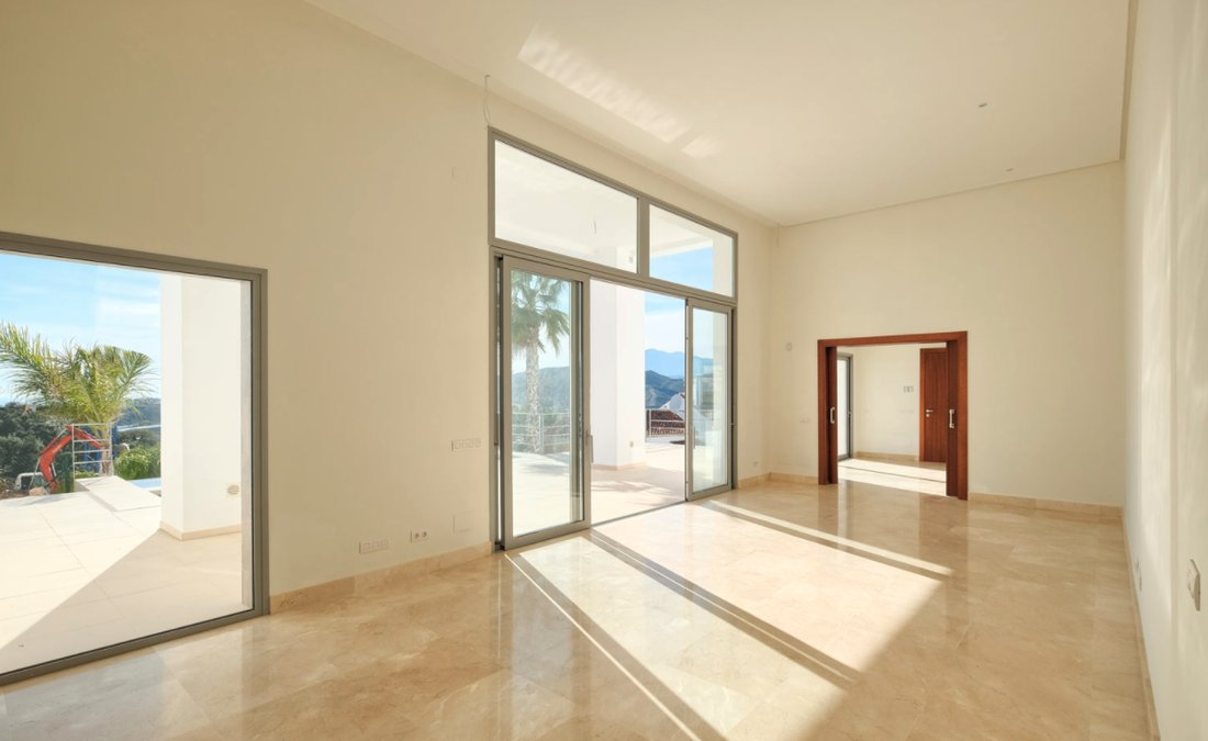Villa in Benahavis, Andalusia, Spain 3 - 11881895