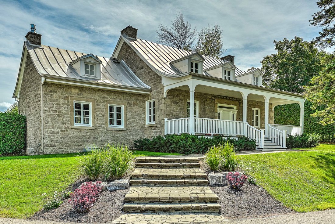 597 Rue Du Chêne, Bois Des Filion, Qc J7 Z4 R1 In Bois Des Filion