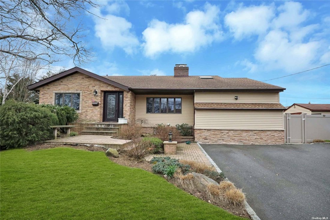 House Massapequa In Massapequa, New York, United States For Sale (11887064)