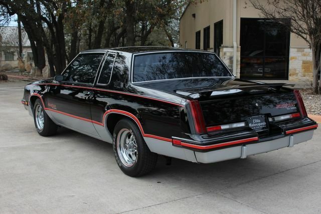 Coupe in Austin 3 - 11886805