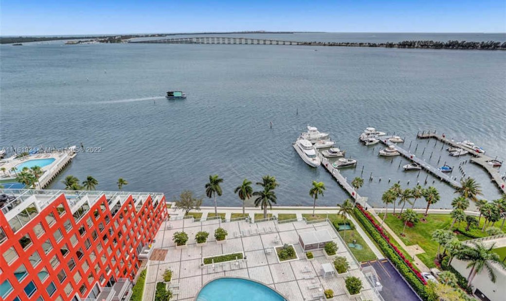 Condominium Miami In Miami, Florida, United States For Sale (11889128)