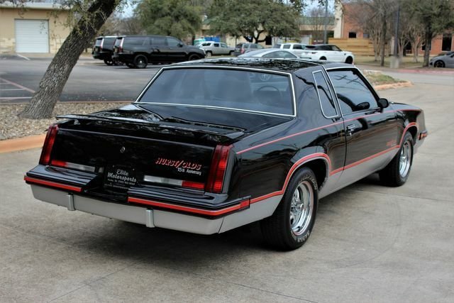 Coupe in Austin 5 - 11886805