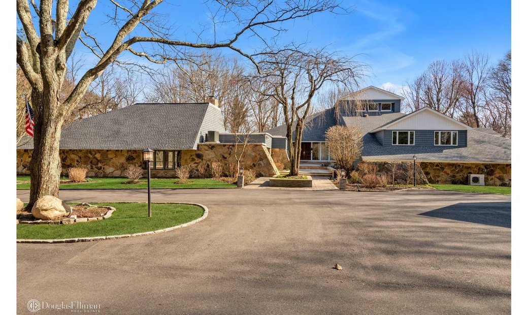 House Locust Valley In Locust Valley, New York, United States For Sale
