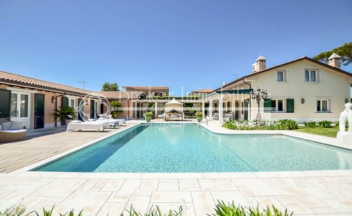 Villa en Pietrasanta, Toscana, Italia 1