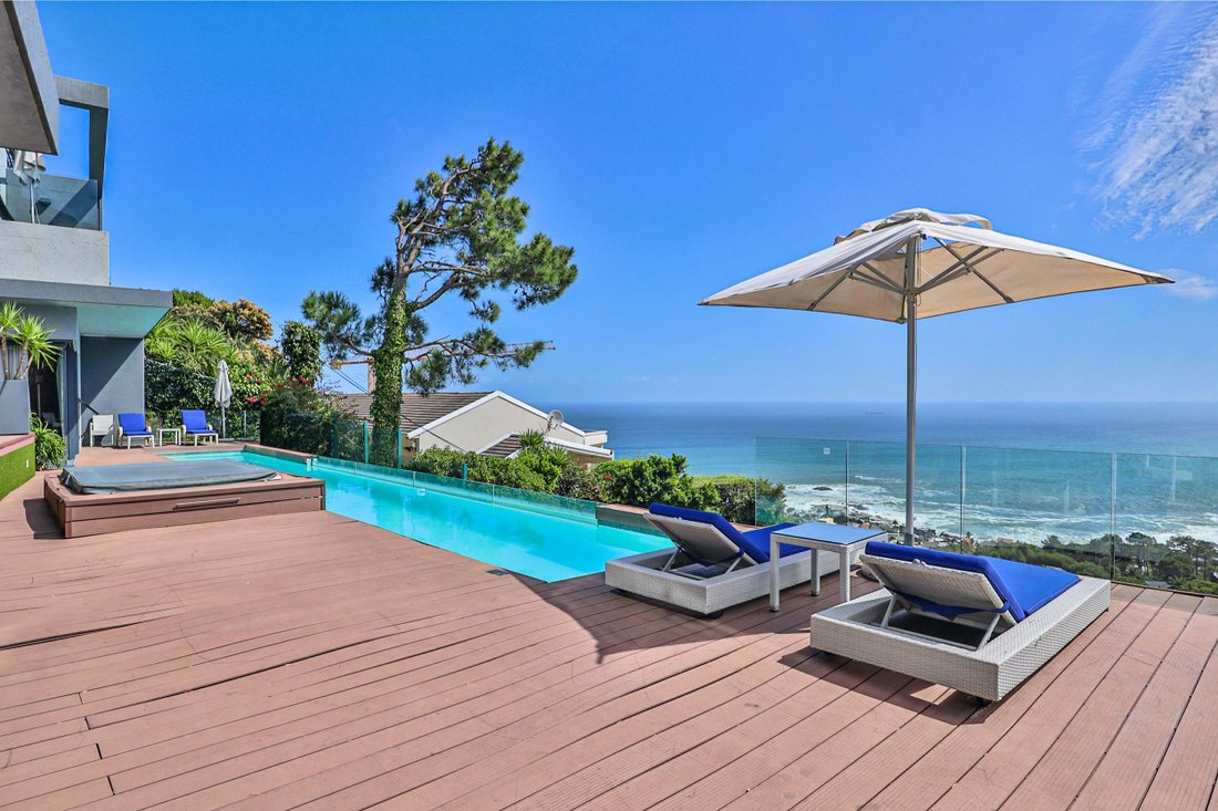 26 Theresa Avenue In Cape Town, Western Cape, South Africa For Sale