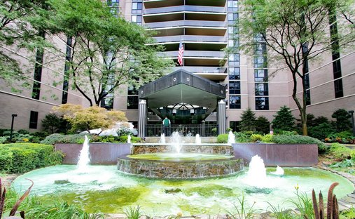 Condo in Fort Lee, New Jersey, United States 1