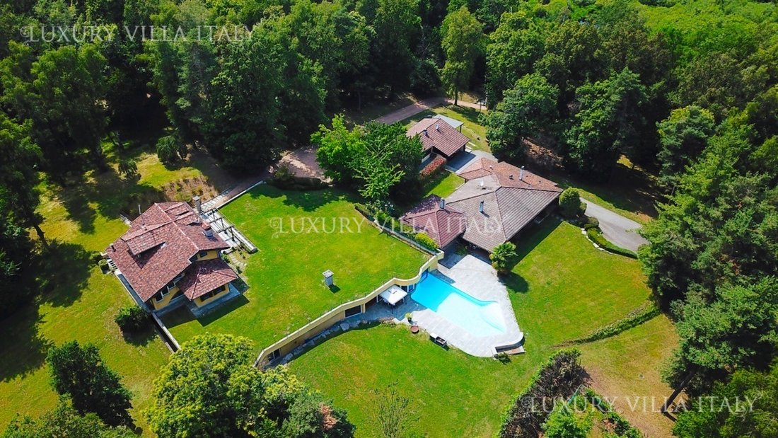 Luxury Property For Sale Lake Maggiore In Piedmont, Italy For Sale