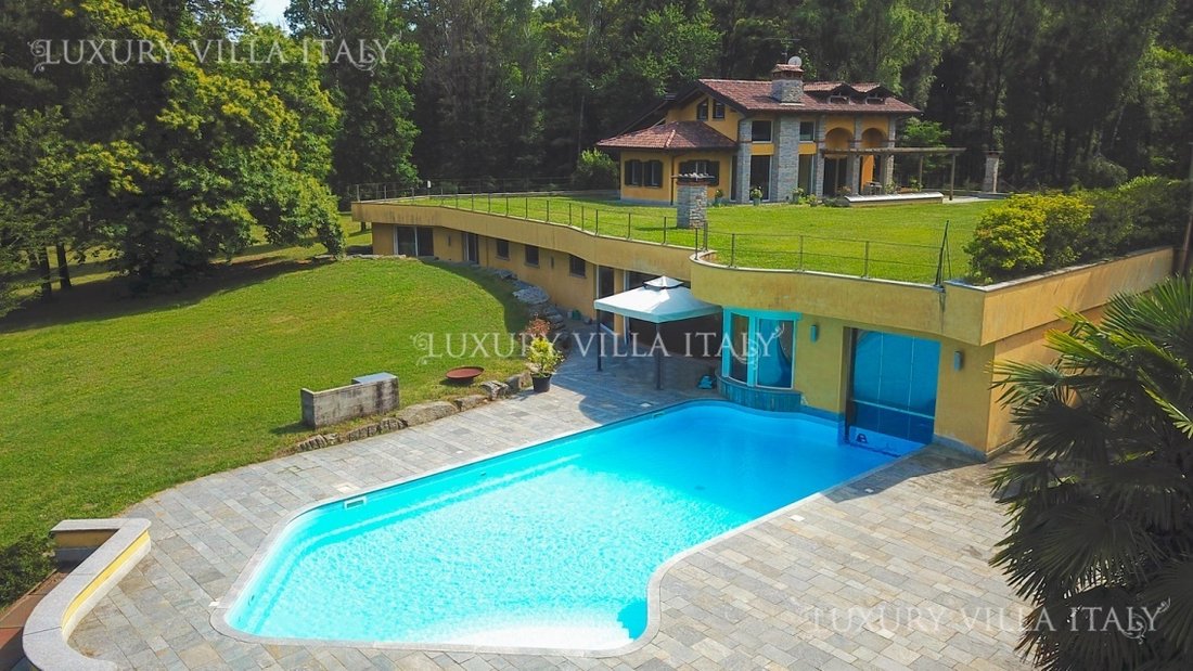 Luxury Property For Sale Lake Maggiore In Piedmont, Italy For Sale