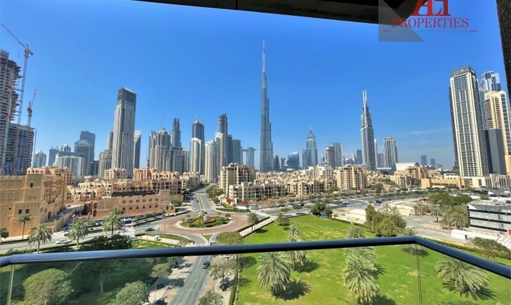Vista Al Burj Khalifa Bien Mantenido En Dubái, Dubái, Emiratos