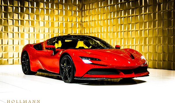 FERRARI SF90 STRADALE CUSTOMIZED (11896936)