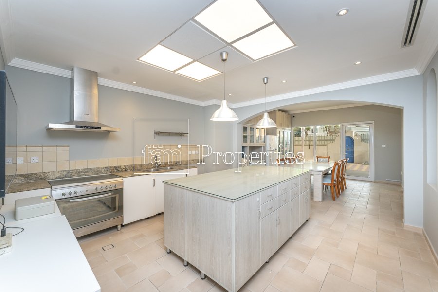 Villa in Dubai, Dubai, United Arab Emirates 1 - 11897585