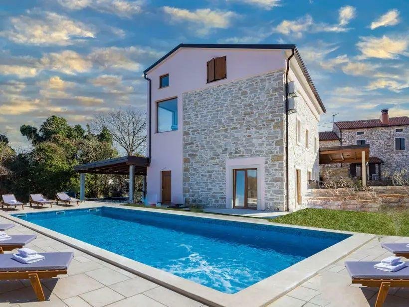 Villa For Sale In Umag, Umag In Umag, Istria County, Croatia For Sale