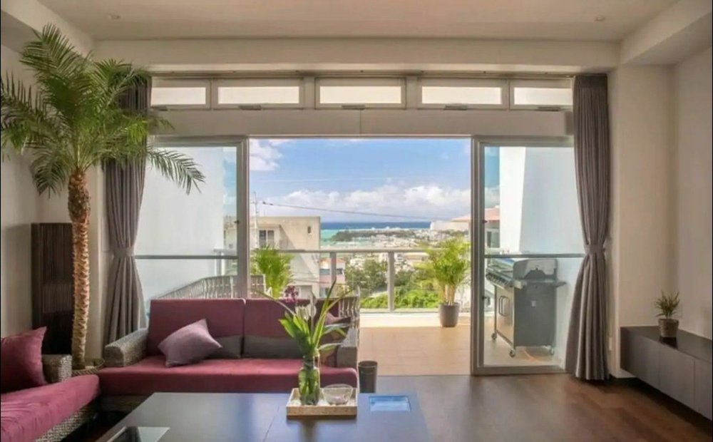 Lujo casas en venta en Okinawa, Japón | JamesEdition