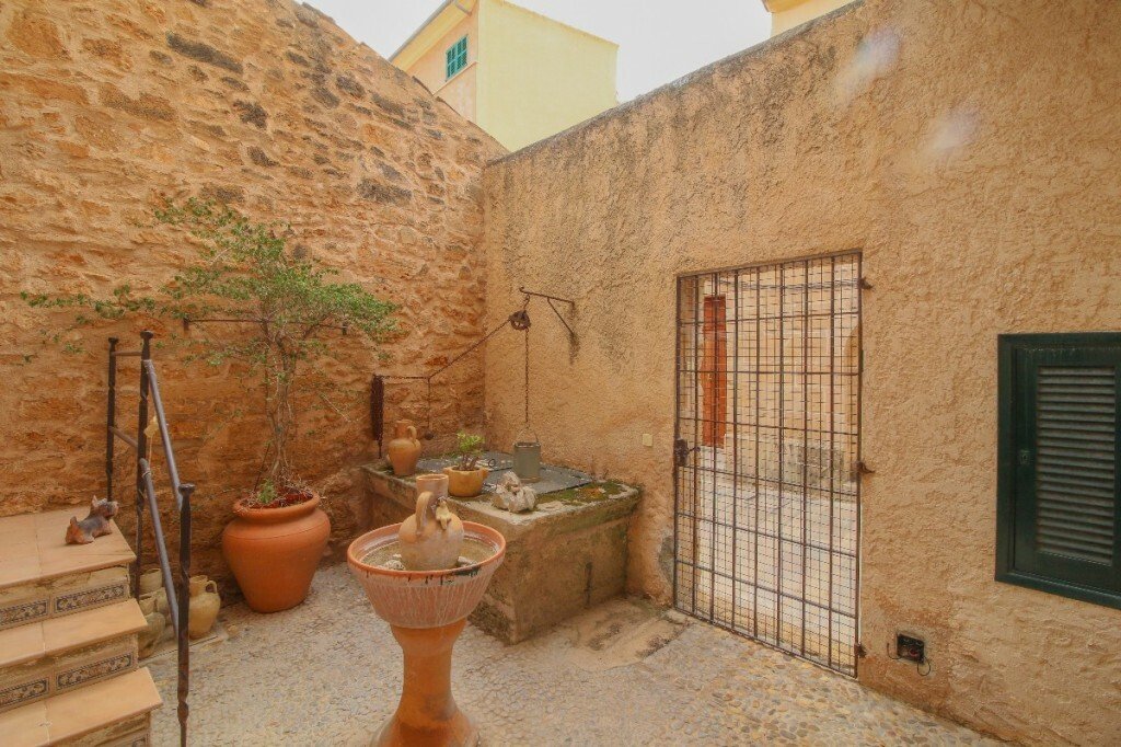 Townhouse in Alcudia, Balearic Islands, Spain 3 - 11903373