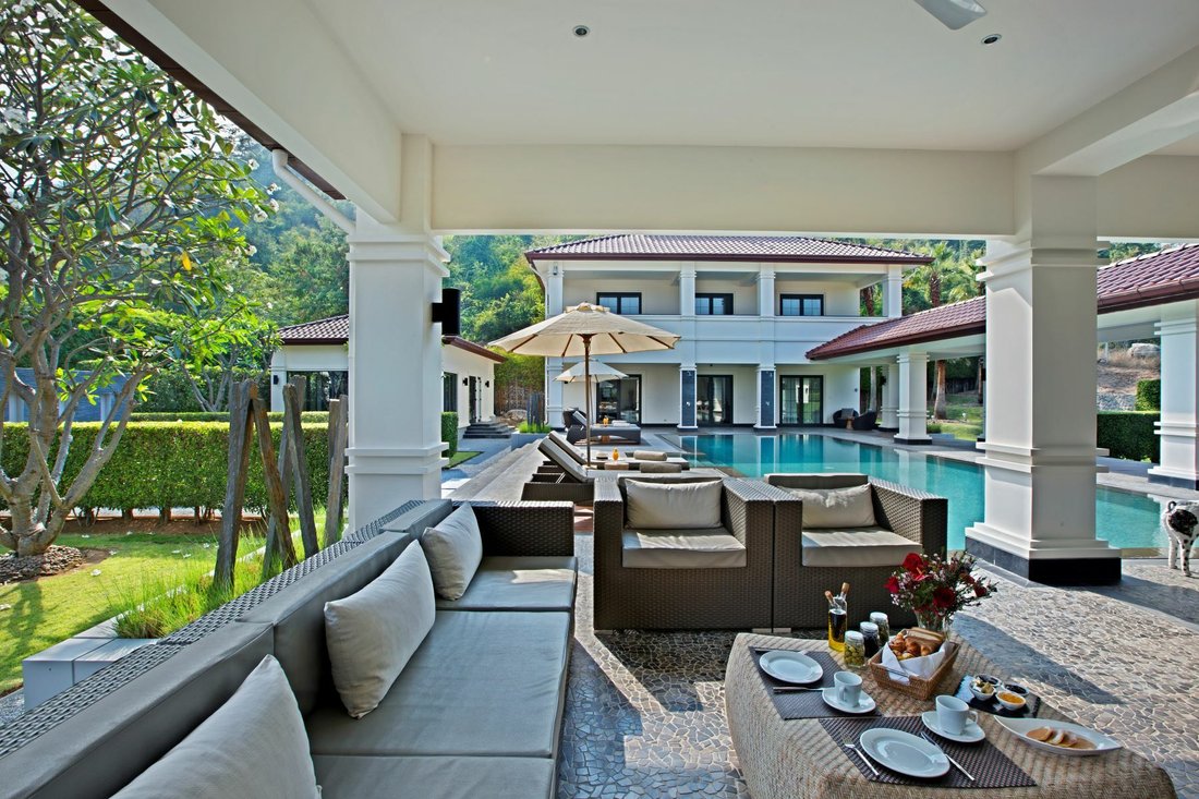 Villa in Hua Hin, Prachuap Khiri Khan, Thailand 1 - 11900907