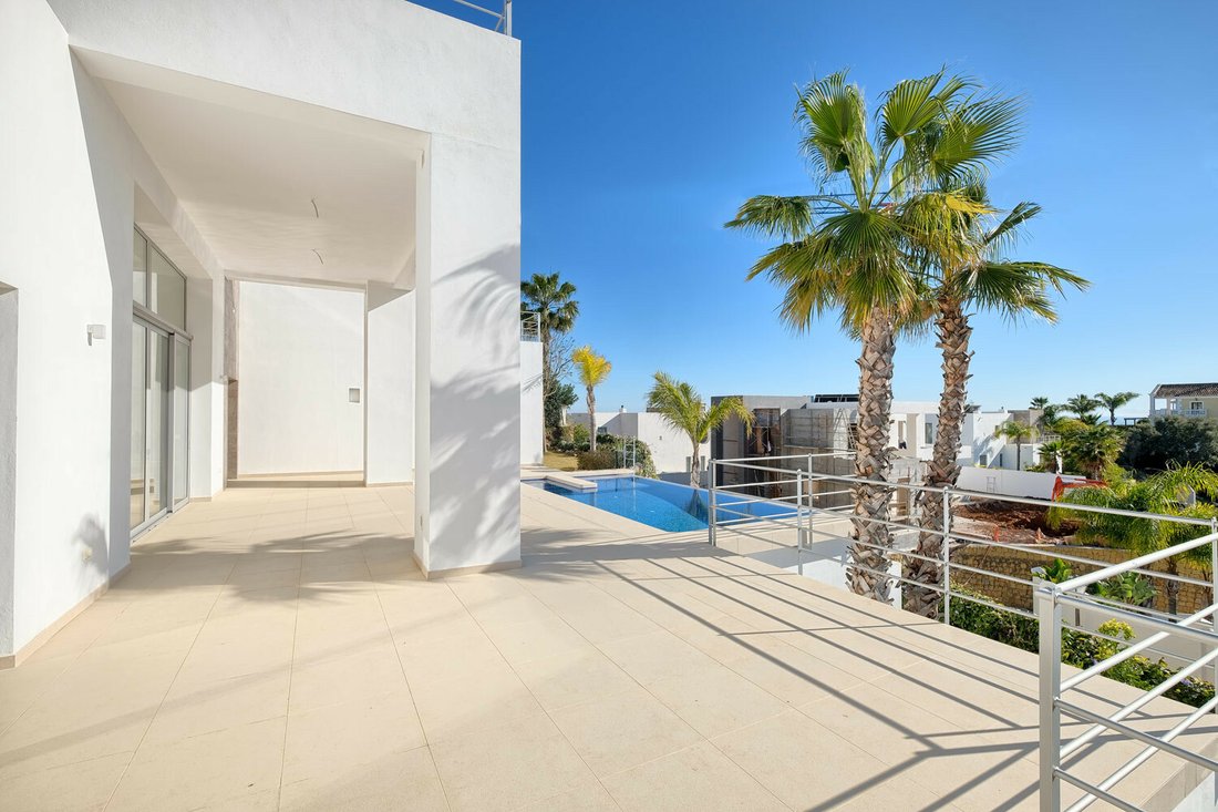 Villa in Benahavis, Andalusia, Spain 3 - 11901853
