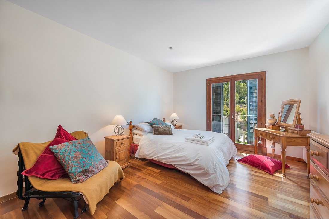 Villa in es Capdella, Calvia, Balearic Islands 1 - 11905221