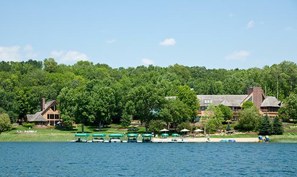 Enchanting Haven With Four Cabin On Lake In Garfield, Minnesota, United