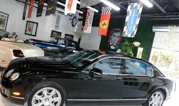 Bentley Continental (11907585)