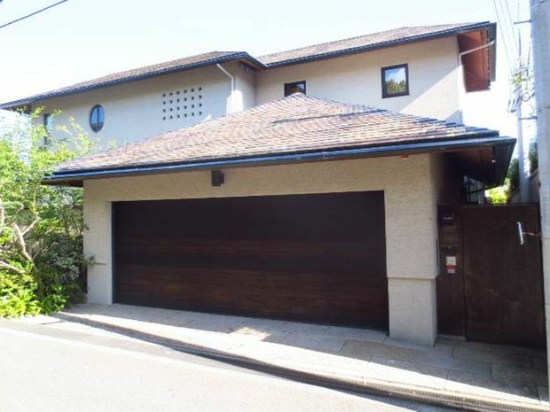 House in Ashiya, Hyogo, Japan 1