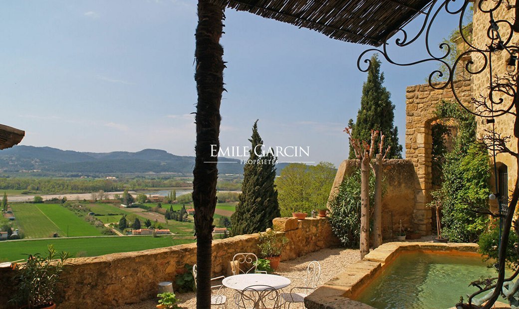 Magnificent Manor House In Lauris, Provence Alpes Côte D'azur, France