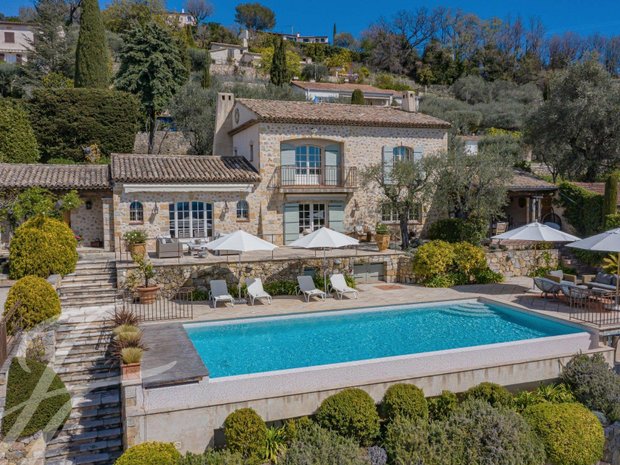 House in Châteauneuf, Provence-Alpes-Côte d'Azur, France 1