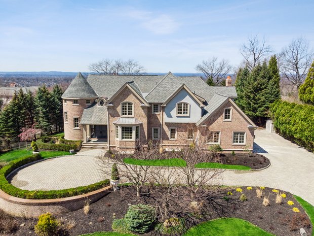 House in Cresskill, New Jersey, United States 1